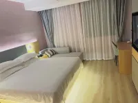 靖江未來飯店（泰和吾悅廣場店） - 2 星級