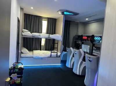 Number One Gamers Gaming Hotel Hotels near Red Army Cultural Square
