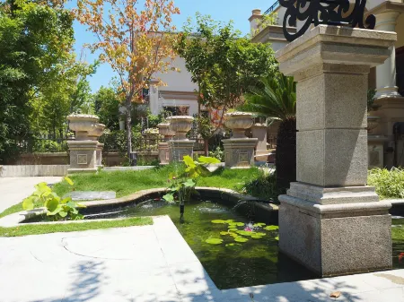 Qidong Sea Venice water charm Villa Отели рядом с достопримечательностью «Туристический курортный округ Угле-Западный Валентина»