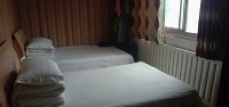 Dongcheng Hotel