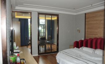 Wangcangjin Garden Theme Hotel