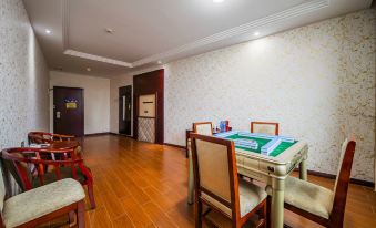 Sunshine Hotel
