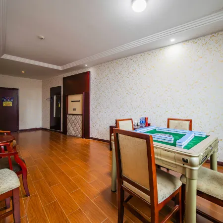 Sunshine Hotel