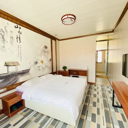 Longhua Lefu Elegant Restaurant Hot Spring Homestay