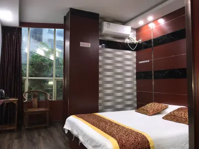 Chongqing Yunhe Grand Hotel Hotels near Nanhuduocai Botanical Garden