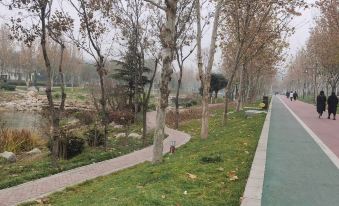 Lushan Diamond Boutique Hotel (Minle Sports Park Branch)
