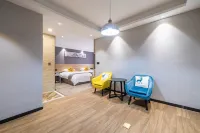 Junyi Hotel (Wenzhou Railway Station Wutian Old Street) - Balkoner