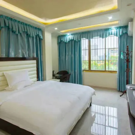 Zhuoxu Business Hotel (Guangxi Engineering Vocational College) Hotels in Pingguo