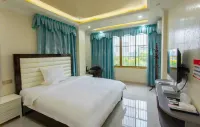 Zhuoxu Business Hotel (Guangxi Engineering Vocational College) - Pysäköinti