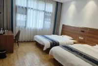 Xinning Hegui Renjia Homestay (Langshan Scenic Area)