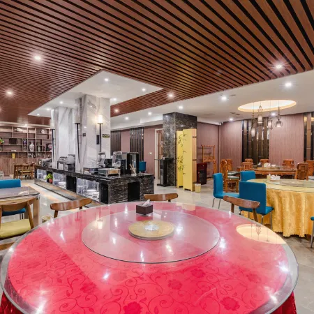 Fangcheng Wanda International Business Hotel