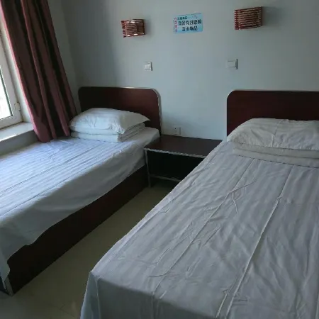 Luobei Hongtaiyang Hotel