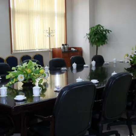 Xinji Dong Ming Hotel