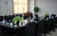 Xinji Dong Ming Hotel