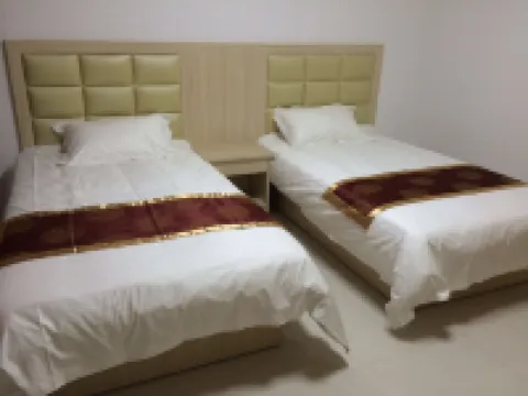 Yuzhong Daxibei Board Market Hotel