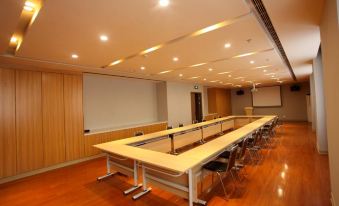 Jinjiang Inn select wuxi nanchang street huaqing bridge subway station hotel - Housity