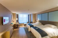 宜尚酒店(武漢光谷步行街華中科技大學地鐵站店) 鄰近不可思議星空解壓館的酒店