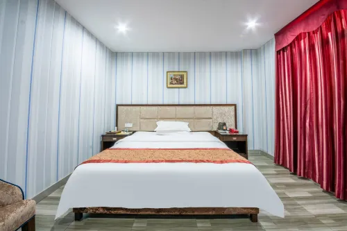 Dongfu Fashion Hotel - Pet friendly