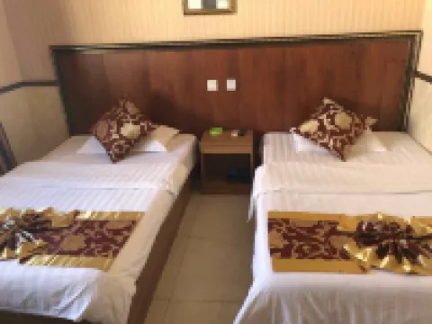 Huanren Jinxingxing Hotel