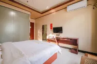 Yongcheng Golden Apple Business Hotel
