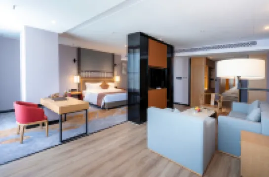 Rucheng Qianjun Grand Hotel