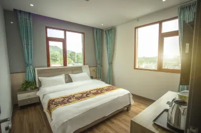 Penglai Inn Hotels near Danjingtai Scenic Spot