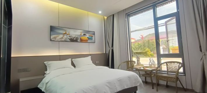 Mountain Lake Homestay Hotels in Yongxiu