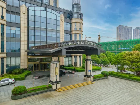 Grand Skylight International Hote Nanchang (Honggutan Bayi Bridge Branch)