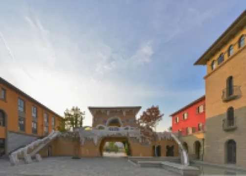 Jinling Landscape Beer Hot Spring Hotel