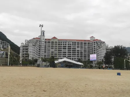 Dameishahai World Invincible Seaview Apartment Hotel