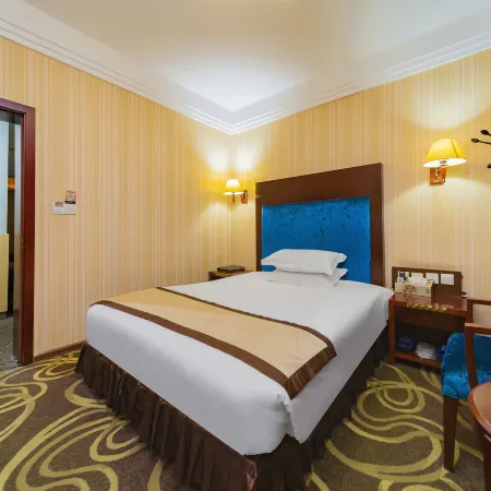 Shehong Xinyue Business Hotel