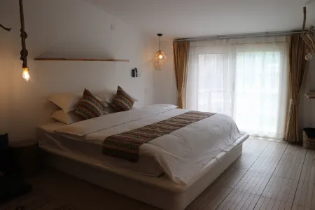 Pingwumei interesting homestay Отели рядом с достопримечательностью «Plum Garden, Plum Forest, Pingtong Town»