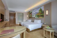 維也納酒店（永嘉萬潮廣場店） 永嘉酒店