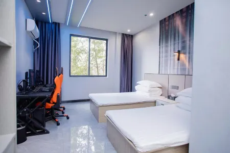 Blue Fire E-sports Hotel Отели рядом с достопримечательностью «Anfu Confucius Temple»