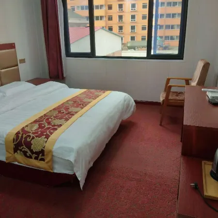 Taibai Zhoujia Inn Отели в г. Тайбай
