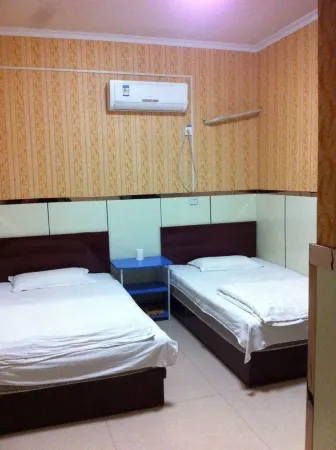 Fengqiu Yixiao Homeland Hotel Отели рядом с достопримечательностью «Chenqiao Songyuan Lake Wetland Park»