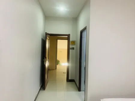 Yushang Hotel Отели рядом с достопримечательностью «Tarim Populus Euphratica Forest Park»