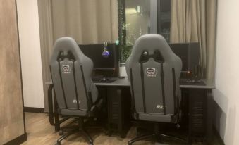 Linyi Chunxili E-sports Hotel