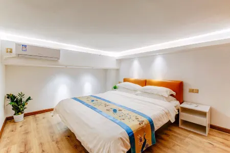 Fumi International Apartment (Zhuhai Gongbei Port Senyu Futong)