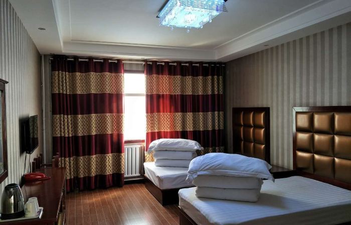 Dulan Nuomuhong Eternal Life Hotel