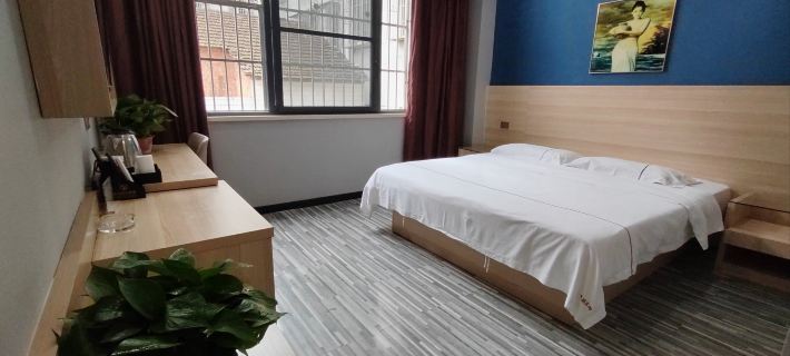 Anli Hotel Hotels in Jiayu County