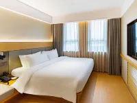 James Joyce Coffetel (Beijing Guomao) Hotels near Beijing TV Center