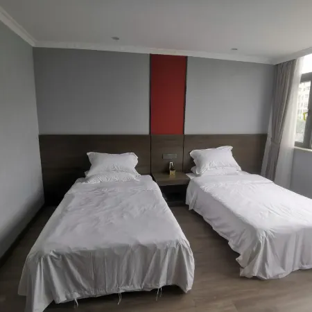 Longquan Hotel