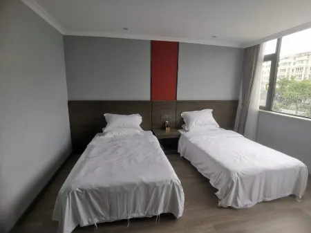 Longquan Hotel Отели рядом с достопримечательностью «Xingfu Park»