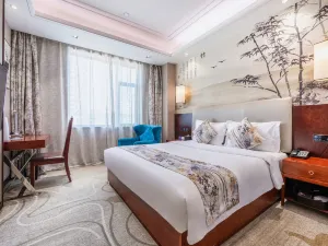 Asia Europe Hotel (Lan Da Er Yuan Branch, Xiguan Metro Station)