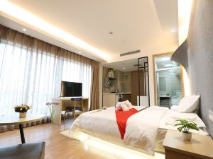 QingSu Hotel （Huating Street）