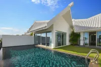 Palace Resort Yalong Bay Sanya Hotels in Yalong Bay