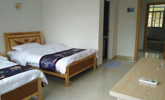 Yuexi Liulaogen Homestay