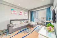 Lightly live • Yuexiang Hotel (Fengcheng Government Store) Hotels in Fengcheng