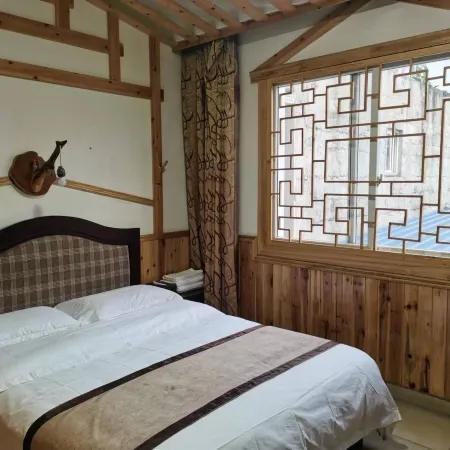 Yixuan Light Travel Hotel